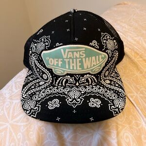 Vans snapback trucker hat